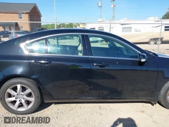 ✅ 2014 Acura TL Technology • VIN: 19UUA8F58EA004641 • Лот: 42061148. Опубликован ранее на IAAI с пробегом 71 003 миль. Бесплатный доступ к архиву аукционных продаж из США и подробный отчёт об истории автомобиля на DreamBid. Изображение 13.