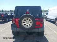 ✅ 2008 Jeep Wrangler Unlimited X • VIN: 1J4GA391X8L507744 • Lot: 42710153. Wystawiony na IAAI z przebiegiem 92 503 mil. Bezpłatny archiwum sprzedaży aukcyjnych z USA i szczegółowy raport historii pojazdu na DreamBid. Zdjęcie 17.