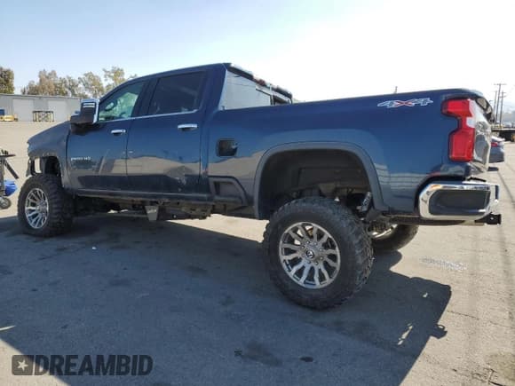 ✅ 2020 Chevrolet Silverado 2500HD LTZ • VIN: 1GC4YPEY9LF216531 • Лот: 91862005. Опубликован ранее на Copart с пробегом 36 077 миль. Бесплатный доступ к архиву аукционных продаж из США и подробный отчёт об истории автомобиля на DreamBid. Изображение 2.