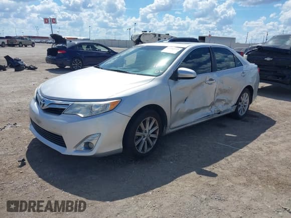 ✅ 2013 Toyota Camry LE • VIN: 4T4BF1FK2DR281367 • Lot: 43380773. Listed on IAAI with 127,692 mi. Free auction sales archive from the USA and detailed vehicle history report at DreamBid. Image 2.