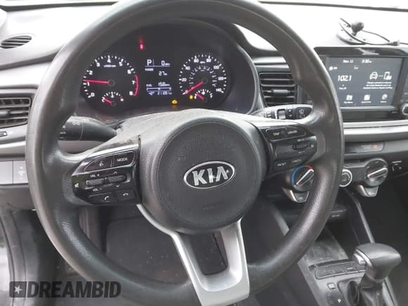 ✅ 2019 Kia Rio S • VIN: 3KPA25AB2KE179485 • Lot: 43667556. Wystawiony na IAAI z przebiegiem 211 281 mil. Bezpłatny archiwum sprzedaży aukcyjnych z USA i szczegółowy raport historii pojazdu na DreamBid. Zdjęcie 18.