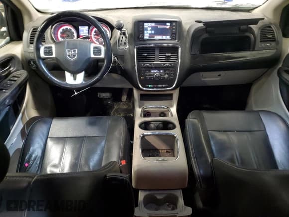 ✅ 2019 Dodge Grand Caravan Crew • VIN: 2C4RDGDG0KR633831 • Lot: 45202085. Wystawiony na Copart z przebiegiem 108 072 mil. Bezpłatny archiwum sprzedaży aukcyjnych z USA i szczegółowy raport historii pojazdu na DreamBid. Zdjęcie 8.