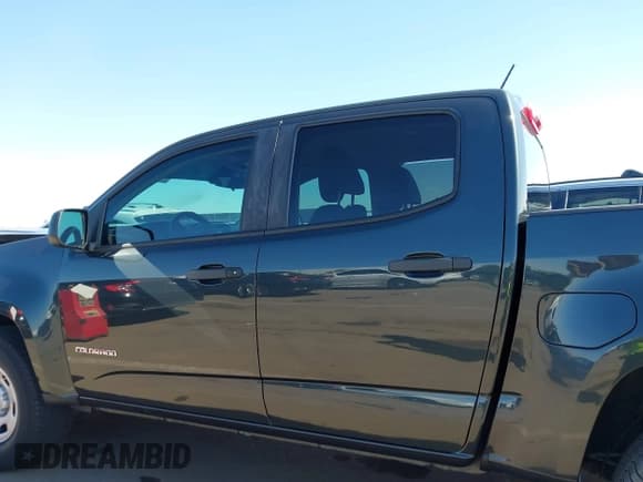 ✅ 2018 Chevrolet Colorado 2WD Work Truck • VIN: 1GCGSBEN4J1156806 • Лот: 43537627. Опубликован ранее на IAAI с пробегом 86 154 миль. Бесплатный доступ к архиву аукционных продаж из США и подробный отчёт об истории автомобиля на DreamBid. Изображение 14.