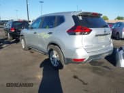 ✅ 2018 Nissan Rogue SV • VIN: KNMAT2MT4JP540780 • Lot: 43530653. Listed on IAAI with 122,142 mi. Free auction sales archive from the USA and detailed vehicle history report at DreamBid. Image 15.