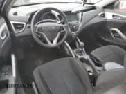 ✅ 2014 Hyundai Veloster • VIN: KMHTC6AD8EU185046 • Lot: 78541194. Wystawiony na Copart z przebiegiem 138 884 mil. Bezpłatny archiwum sprzedaży aukcyjnych z USA i szczegółowy raport historii pojazdu na DreamBid. Zdjęcie 8.