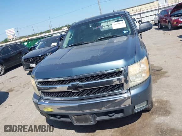 ✅ 2007 Chevrolet Silverado 1500 Work Truck • VIN: 2GCEC13C571528768 • Lot: 41990590. Listed on IAAI with 221,192 mi. Free auction sales archive from the USA and detailed vehicle history report at DreamBid. Image 12.