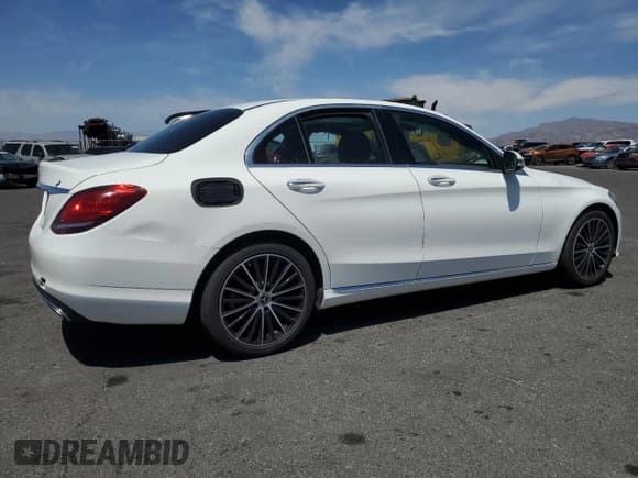 ✅ 2021 Mercedes-Benz C 300 • VIN: W1KWF8DB5MR626928 • Lot: 58718795. Listed on Copart with 55,239 mi. Free auction sales archive from the USA and detailed vehicle history report at DreamBid. Image 3.