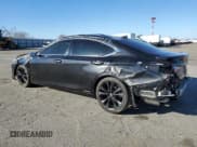 ✅ 2022 Lexus ES 300h F Sport • VIN: 58AGA1C19NU018460 • Lot: 88367985. Wystawiony na Copart z przebiegiem 26 807 mil. Bezpłatny archiwum sprzedaży aukcyjnych z USA i szczegółowy raport historii pojazdu na DreamBid. Zdjęcie 2.