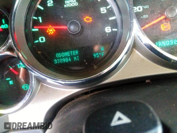 ✅ 2009 Chevrolet Silverado 1500 • VIN: 2GCEC290391123787 • Lot: 42985952. Wystawiony na IAAI z przebiegiem 330 984 mil. Bezpłatny archiwum sprzedaży aukcyjnych z USA i szczegółowy raport historii pojazdu na DreamBid. Zdjęcie 7.