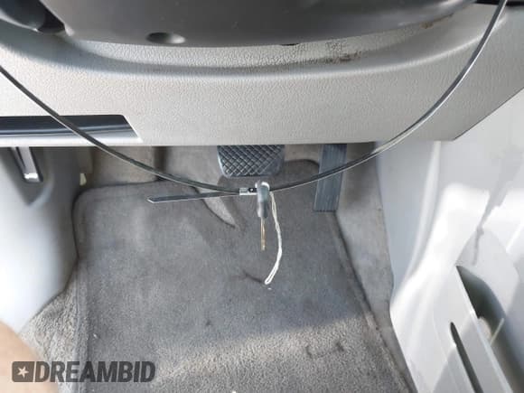 ✅ 2006 Saturn VUE • VIN: 5GZCZ33D36S837002 • Lot: 42412917. Wystawiony na IAAI z przebiegiem 219 746 mil. Bezpłatny archiwum sprzedaży aukcyjnych z USA i szczegółowy raport historii pojazdu na DreamBid. Zdjęcie 11.