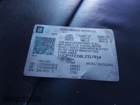 ✅ 2020 Chevrolet Silverado 1500 LT Trail Boss • VIN: 1GCPYFED8LZ117914 • Lot: 43580581. Wystawiony na IAAI z przebiegiem 111 118 mil. Bezpłatny archiwum sprzedaży aukcyjnych z USA i szczegółowy raport historii pojazdu na DreamBid. Zdjęcie 9.