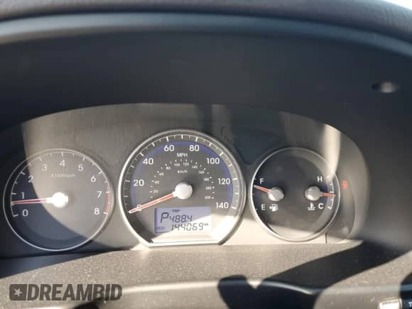 2012 Hyundai Santa Fe Limited с VIN 5XYZKDAG7CG169726, выставлен на аукционе Copart как лот 71384244 с пробегом 144 069 миль миль и Чистый • Clean title. История ставок и продаж доступна на DreamBid. Изображение 9.