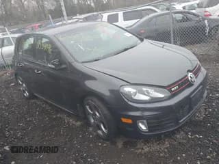 ✅ 2011 Volkswagen Golf GTI • VIN: WVWGV7AJXBW041753 • Lot: 42095961. Wystawiony na IAAI z przebiegiem Nie podano. Bezpłatny archiwum sprzedaży aukcyjnych z USA i szczegółowy raport historii pojazdu na DreamBid. Zdjęcie 1.