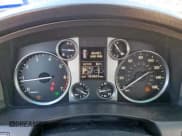 ✅ 2015 Lexus LX 570 • VIN: JTJHY7AX8F4174588 • Lot: 81727875. Wystawiony na Copart z przebiegiem 182 663 mil. Bezpłatny archiwum sprzedaży aukcyjnych z USA i szczegółowy raport historii pojazdu na DreamBid. Zdjęcie 9.