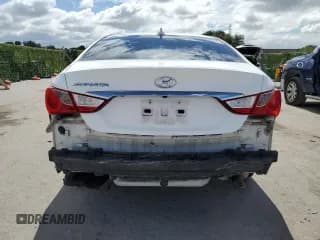 ✅ 2014 Hyundai Sonata GLS • VIN: 5NPEB4AC5EH913931 • Lot: 58770124. Listed on Copart with 153,483 mi. Free auction sales archive from the USA and detailed vehicle history report at DreamBid. Image 6.