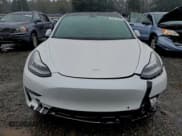 ✅ 2020 Tesla Model 3 Standard Range Plus • VIN: 5YJ3E1EA7LF658698 • Lot: 95627855. Wystawiony na Copart z przebiegiem 46 050 mil. Bezpłatny archiwum sprzedaży aukcyjnych z USA i szczegółowy raport historii pojazdu na DreamBid. Zdjęcie 5.