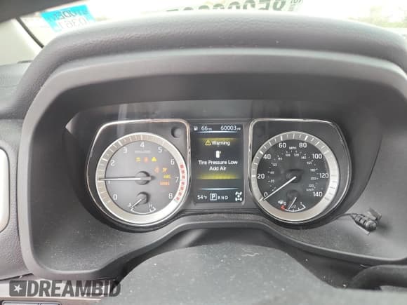 ✅ 2017 Nissan Titan SV • VIN: 1N6AA1R86HN538312 • Lot: 85396285. Listed on Copart with 60,003 mi. Free auction sales archive from the USA and detailed vehicle history report at DreamBid. Image 9.