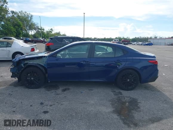 ✅ 2025 Toyota Camry LE • VIN: 4T1DBADK7SU016779 • Lot: 43134976. Listed on IAAI with 18,270 mi. Free auction sales archive from the USA and detailed vehicle history report at DreamBid. Image 14.