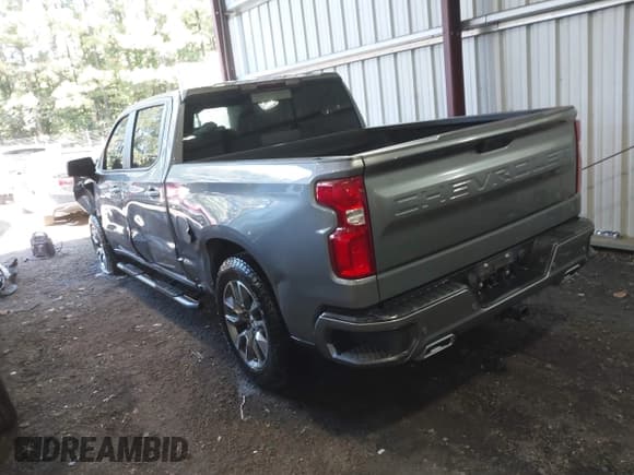 ✅ 2021 Chevrolet Silverado 1500 RST • VIN: 1GCUYEET2MZ127988 • Lot: 43469765. Wystawiony na IAAI z przebiegiem 58 960 mil. Bezpłatny archiwum sprzedaży aukcyjnych z USA i szczegółowy raport historii pojazdu na DreamBid. Zdjęcie 3.