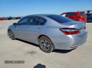 ✅ 2017 Honda Accord LX • VIN: 1HGCR2F34HA265365 • Lot: 91555445. Wystawiony na Copart z przebiegiem 106 211 mil. Bezpłatny archiwum sprzedaży aukcyjnych z USA i szczegółowy raport historii pojazdu na DreamBid. Zdjęcie 2.