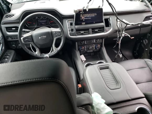 ✅ 2021 Chevrolet Suburban Z71 • VIN: 1GNSKDKD5MR241510 • Lot: 69122714. Wystawiony na Copart z przebiegiem 13 720 mil. Bezpłatny archiwum sprzedaży aukcyjnych z USA i szczegółowy raport historii pojazdu na DreamBid. Zdjęcie 8.