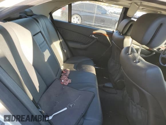 ✅ 2006 Mercedes-Benz S 500 • VIN: WDBNG84JX6A482402 • Lot: 77634904. Listed on Copart with 92,929 mi. Free auction sales archive from the USA and detailed vehicle history report at DreamBid. Image 10.