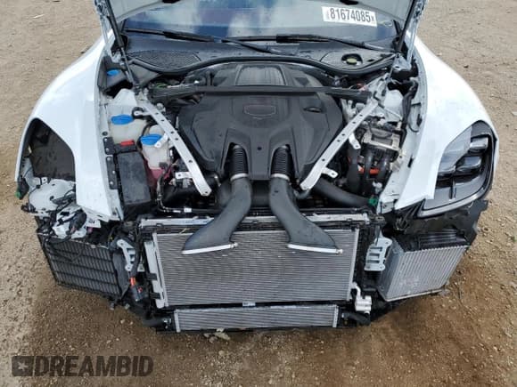 ✅ 2025 Porsche Panamera • VIN: WP0AE2YA7SL045520 • Lot: 81674085. Wystawiony na Copart z przebiegiem 10 696 mil. Bezpłatny archiwum sprzedaży aukcyjnych z USA i szczegółowy raport historii pojazdu na DreamBid. Zdjęcie 11.