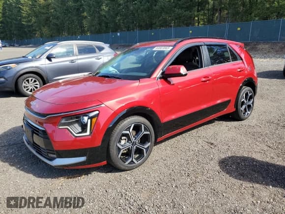 ✅ 2023 Kia Niro EX • VIN: KNDCR3LE8P5071715 • Lot: 83803865. Wystawiony na Copart z przebiegiem 30 280 mil. Bezpłatny archiwum sprzedaży aukcyjnych z USA i szczegółowy raport historii pojazdu na DreamBid. Zdjęcie 1.