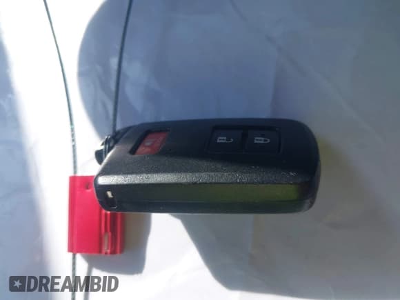 ✅ 2022 Toyota Tacoma SR • VIN: 3TMCZ5AN1NM470911 • Лот: 42440530. Опубликован ранее на IAAI с пробегом 40 623 миль. Бесплатный доступ к архиву аукционных продаж из США и подробный отчёт об истории автомобиля на DreamBid. Изображение 11.