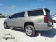 2018 Chevrolet Suburban LS с VIN 1GNSCGKC6JR249746, выставлен на аукционе Copart как лот 55622105 с пробегом 126 378 миль миль и Списание • Salvage title. История ставок и продаж доступна на DreamBid. Изображение 2.