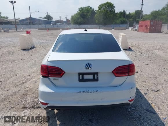 ✅ 2014 Volkswagen Jetta GLI • VIN: 3VW4T7AJ4EM301820 • Lot: 42994517. Listed on IAAI with 78,527 mi. Free auction sales archive from the USA and detailed vehicle history report at DreamBid. Image 16.