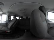 ✅ 2017 Ford Transit XL • VIN: 1FBZX2YM3HKA40535 • Lot: 41364177. Wystawiony na IAAI z przebiegiem 80 568 mil. Bezpłatny archiwum sprzedaży aukcyjnych z USA i szczegółowy raport historii pojazdu na DreamBid. Zdjęcie 19.