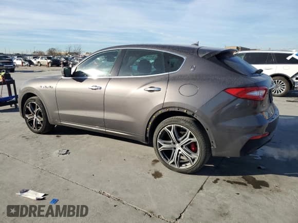 ✅ 2020 Maserati Levante • VIN: ZN661XUA0LX354467 • Lot: 73329672. Wystawiony na Copart z przebiegiem 23 406 mil. Bezpłatny archiwum sprzedaży aukcyjnych z USA i szczegółowy raport historii pojazdu na DreamBid. Zdjęcie 2.