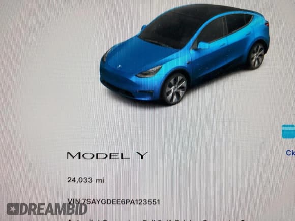 ✅ 2023 Tesla Model Y Long Range • VIN: 7SAYGDEE6PA123551 • Lot: 56676005. Wystawiony na Copart z przebiegiem 24 033 mil. Bezpłatny archiwum sprzedaży aukcyjnych z USA i szczegółowy raport historii pojazdu na DreamBid. Zdjęcie 9.