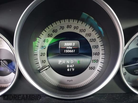 ✅ 2014 Mercedes-Benz C 250 Sport • VIN: WDDGF4HBXEA911681 • Lot: 41329512. Wystawiony na IAAI z przebiegiem 150 661 mil. Bezpłatny archiwum sprzedaży aukcyjnych z USA i szczegółowy raport historii pojazdu na DreamBid. Zdjęcie 7.