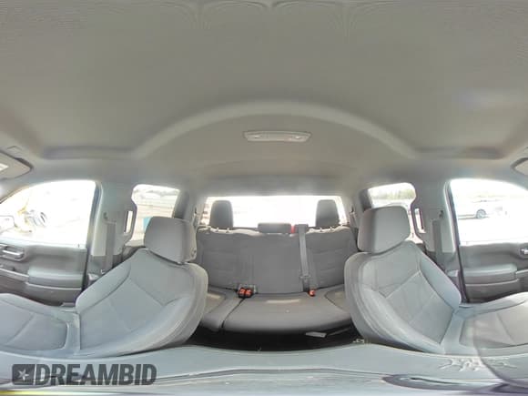 ✅ 2019 Chevrolet Silverado 1500 Custom • VIN: 1GCRYBEH0KZ334831 • Lot: 61571345. Wystawiony na Copart z przebiegiem 90 150 mil. Bezpłatny archiwum sprzedaży aukcyjnych z USA i szczegółowy raport historii pojazdu na DreamBid. Zdjęcie 15.