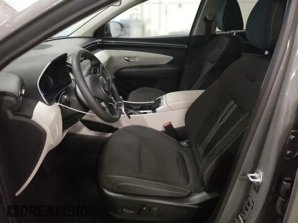 ✅ 2024 Hyundai Tucson SEL • VIN: 5NMJBCDE7RH324887 • Lot: 80970094. Wystawiony na Copart z przebiegiem 23 140 mil. Bezpłatny archiwum sprzedaży aukcyjnych z USA i szczegółowy raport historii pojazdu na DreamBid. Zdjęcie 7.