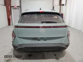 2024 Hyundai Kona SEL with VIN KM8HB3AB9RU131041, listed as a Copart auction lot 44069045 with 12,885 mi miles and Clean title. Bid and sale history available at DreamBid. Image 6.