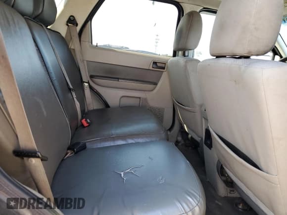 ✅ 2011 Ford Escape Hybrid • VIN: 1FMCU4K35BKA16469 • Lot: 65811905. Listed on Copart with 401,583 mi. Free auction sales archive from the USA and detailed vehicle history report at DreamBid. Image 11.