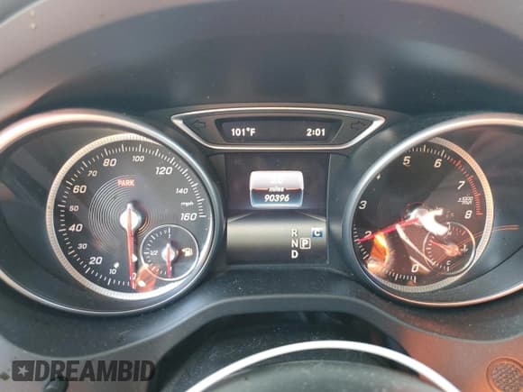 ✅ 2018 Mercedes-Benz CLA 250 • VIN: WDDSJ4EB1JN502033 • Lot: 82635485. Listed on Copart with 90,396 mi. Free auction sales archive from the USA and detailed vehicle history report at DreamBid. Image 9.