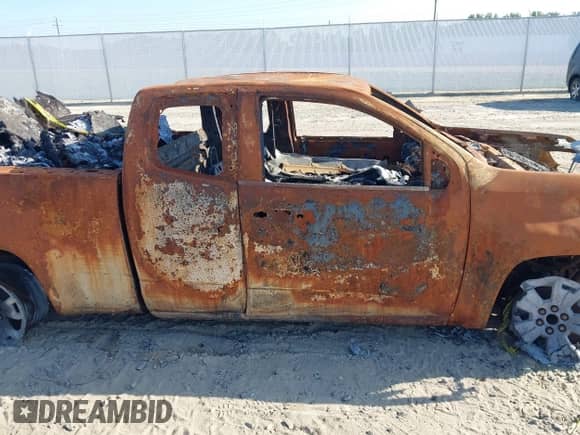 ✅ 2021 Chevrolet Colorado 2WD LT • VIN: 1GCHSCEA6M1247104 • Лот: 42821738. Опубликован ранее на IAAI с пробегом Не указан. Бесплатный доступ к архиву аукционных продаж из США и подробный отчёт об истории автомобиля на DreamBid. Изображение 12.