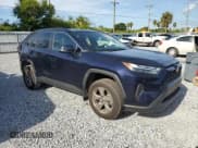 ✅ 2024 Toyota RAV4 XLE • VIN: 2T3W1RFV8RW332243 • Lot: 63598745. Wystawiony na Copart z przebiegiem 22 204 mil. Bezpłatny archiwum sprzedaży aukcyjnych z USA i szczegółowy raport historii pojazdu na DreamBid. Zdjęcie 4.