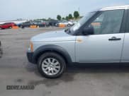✅ 2006 Land Rover LR3 SE • VIN: SALAE25456A379196 • Lot: 43265215. Listed on IAAI with 127,672 mi. Free auction sales archive from the USA and detailed vehicle history report at DreamBid. Image 6.