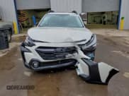 ✅ 2025 Subaru Outback Premium • VIN: 4S4BTAFC0S3188779 • Lot: 93430335. Listed on Copart with 4,011 mi. Free auction sales archive from the USA and detailed vehicle history report at DreamBid. Image 5.