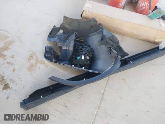 2020 Mitsubishi Outlander ES с VIN JA4AR3AU0LU013786, выставлен на аукционе IAAI как лот 42320892 с пробегом 45 327 миль миль и . История ставок и продаж доступна на DreamBid. Изображение 12.