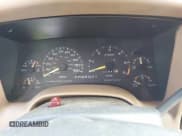 ✅ 1996 Chevrolet Blazer LS • VIN: 1GNCS13W4TK233425 • Lot: 42793679. Wystawiony na IAAI z przebiegiem 202 943 mil. Bezpłatny archiwum sprzedaży aukcyjnych z USA i szczegółowy raport historii pojazdu na DreamBid. Zdjęcie 7.