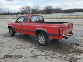 1995 Dodge Dakota z VIN 1B7GG23XXSS377120, wystawiony jako Copart lot #44940945 z przebiegiem 219 117 mil mil oraz Szkoda całkowita • Salvage title. Historia ofert i sprzedaży dostępna na DreamBid. Obrazek 2.