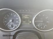 ✅ 2006 Mercedes-Benz M 350 • VIN: 4JGBB86E26A074541 • Lot: 90398655. Wystawiony na Copart z przebiegiem 109 466 mil. Bezpłatny archiwum sprzedaży aukcyjnych z USA i szczegółowy raport historii pojazdu na DreamBid. Zdjęcie 9.