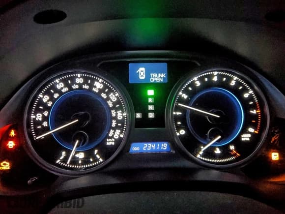 ✅ 2009 Lexus IS 250 • VIN: JTHBK262895087149 • Lot: 94164525. Wystawiony na Copart z przebiegiem 234 119 mil. Bezpłatny archiwum sprzedaży aukcyjnych z USA i szczegółowy raport historii pojazdu na DreamBid. Zdjęcie 9.