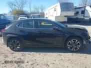 ✅ 2021 Lexus UX 250h • VIN: JTHX9JBH3M2051577 • Lot: 43698137. Wystawiony na IAAI z przebiegiem 58 174 mil. Bezpłatny archiwum sprzedaży aukcyjnych z USA i szczegółowy raport historii pojazdu na DreamBid. Zdjęcie 14.